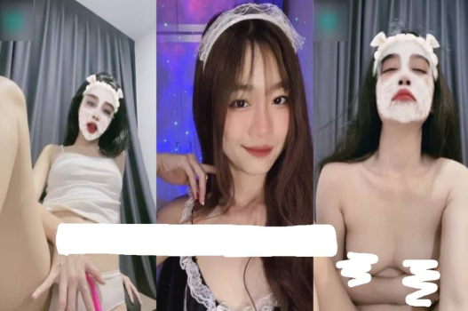 Cô Gái Gợi Cảm Kết Hợp Ngọt Ngào Với Anh